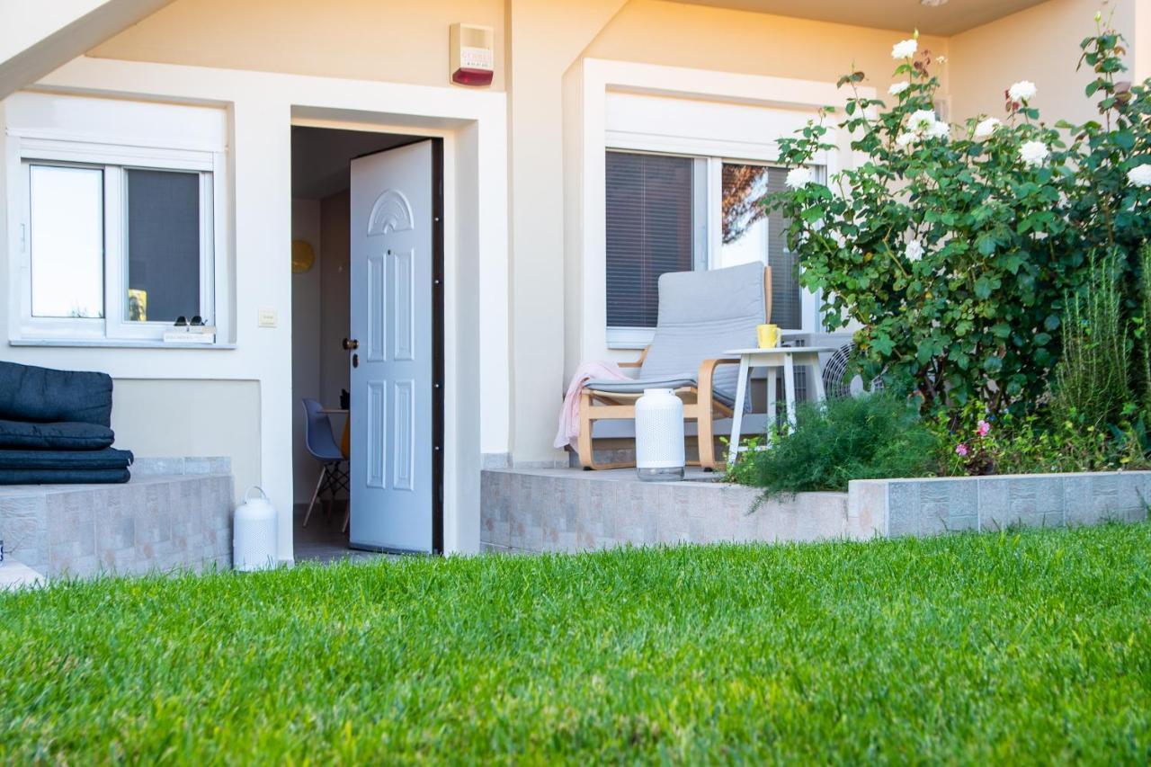 ארטמידה Yelayellow House Near To Airport, Rafina Port And Metropolitan Expo מראה חיצוני תמונה